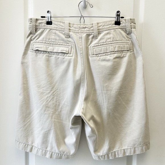 Old Navy Men's Shorts Flat Front Cotton Chino Loose Fit Beige Size 33 - Picture 3 of 14